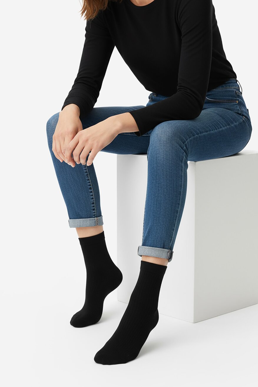 Чорапи NINE WEST ЧЕРЕН - 5906751332122