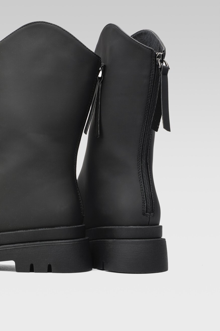 
                DeeZee - Botki - 5904862232041