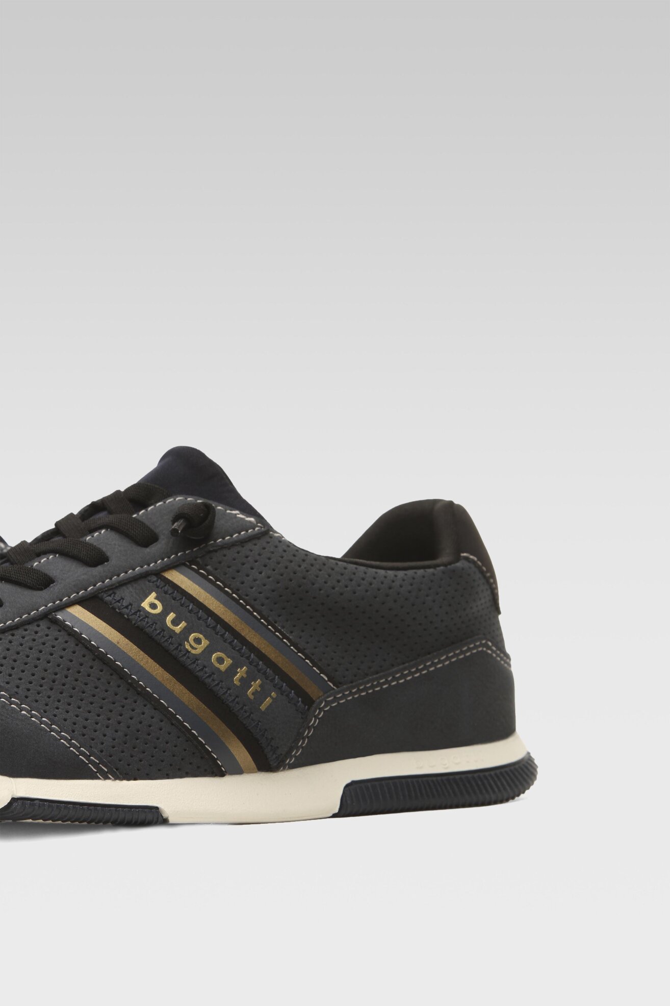 Sneakers Bugatti 325-86760-5000-4100 Granatowy