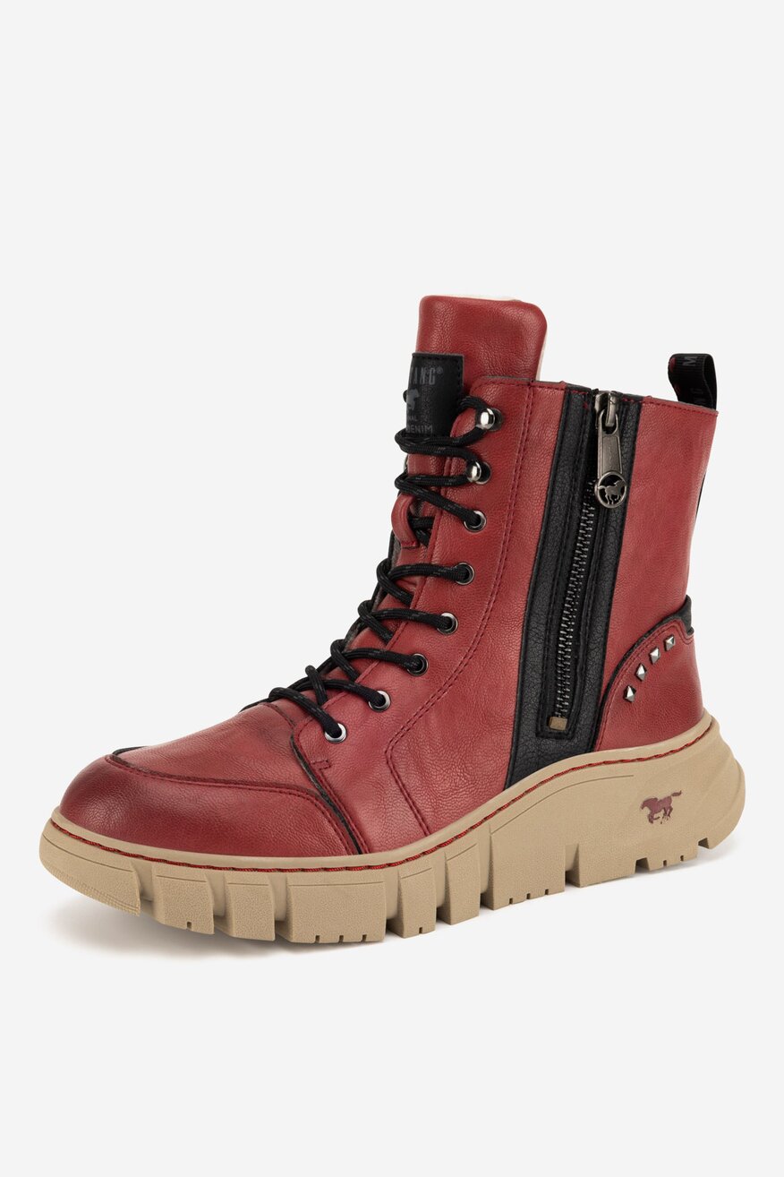 
                Боти Mustang ЧЕРВЕН - 5905588910855