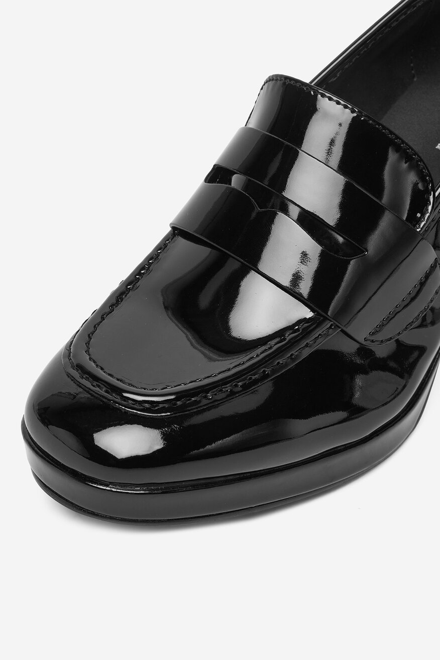 
                Mokaszin Jenny FEKETE - 5906751361634