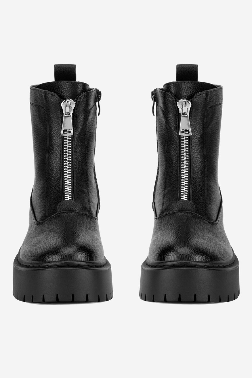 
                Kratke čizme DeeZee CRNA - 5905588893240