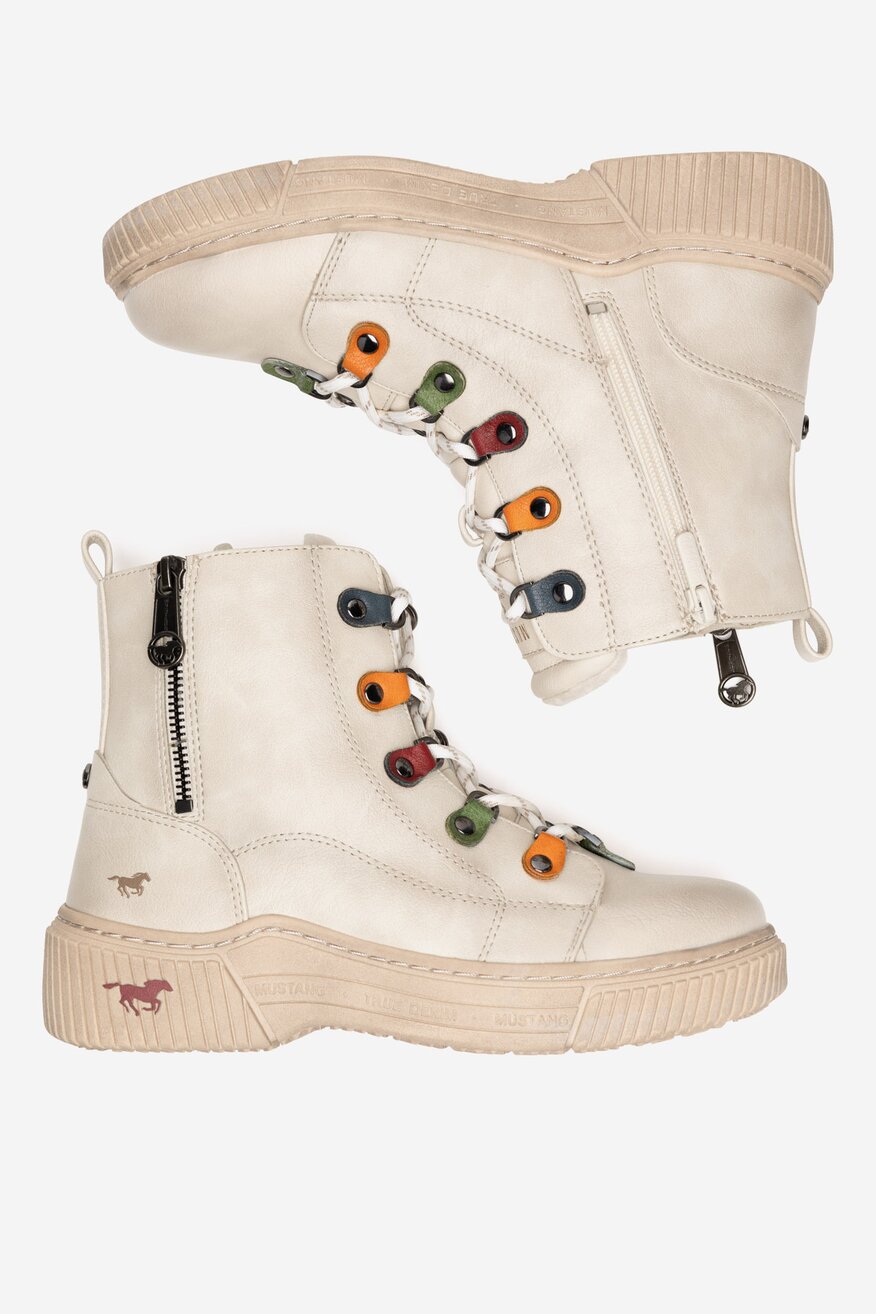 
                Боти Mustang БЯЛ - 5905588870340