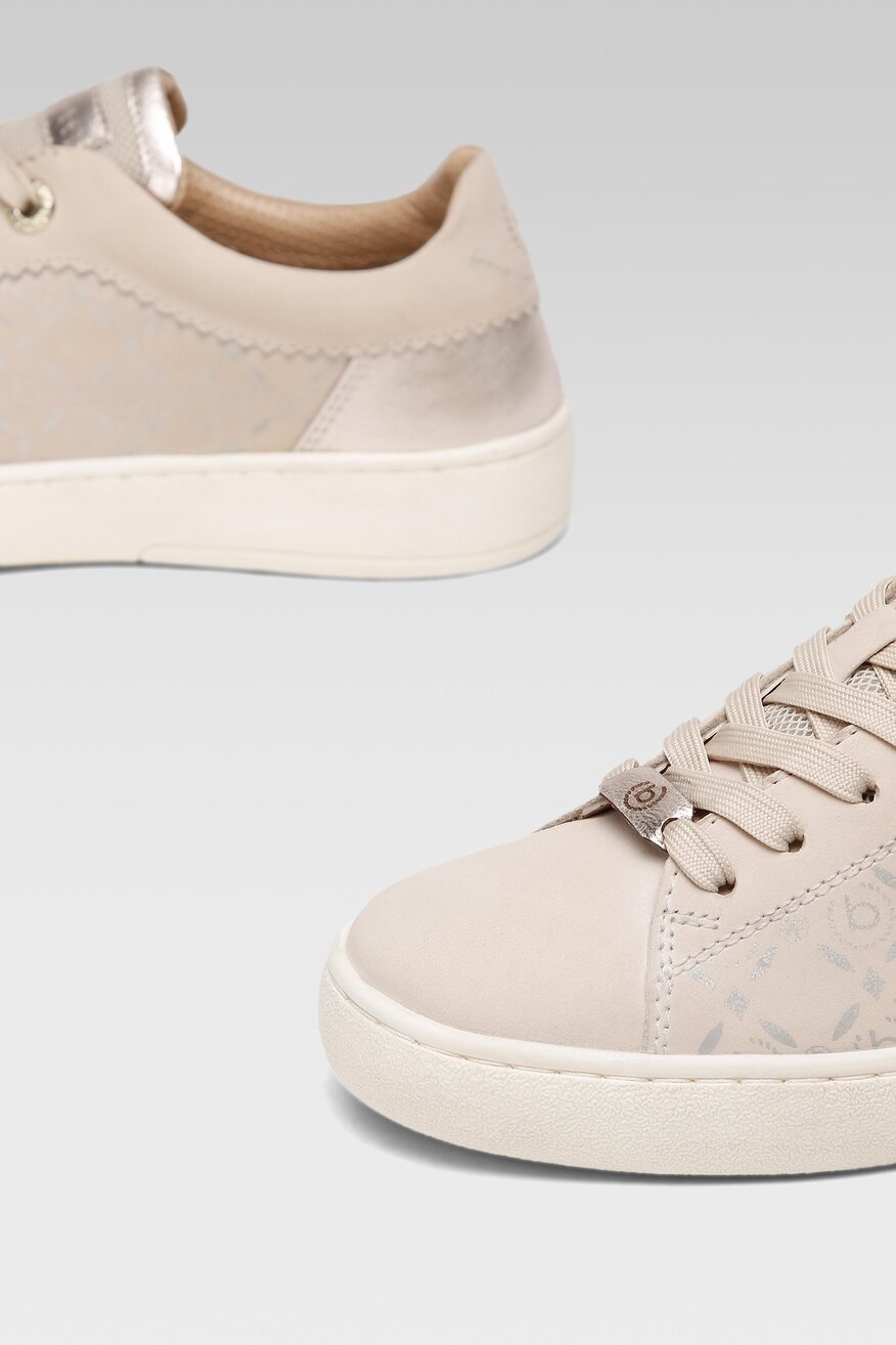 
                Bugatti - Półbuty skórzane sznurowane - 5904248902360