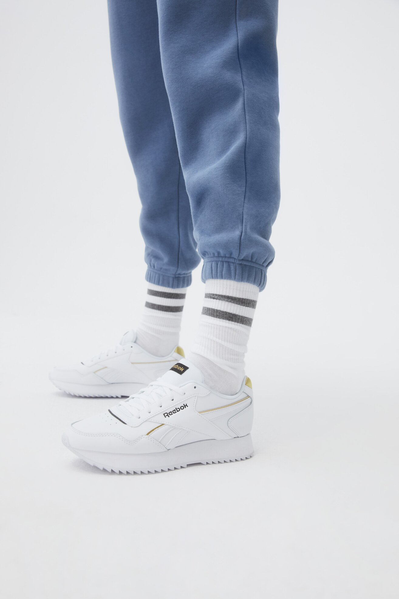 Spodnie joggersy Reebok TE VECTOR FLEECE PANTS Niebieski