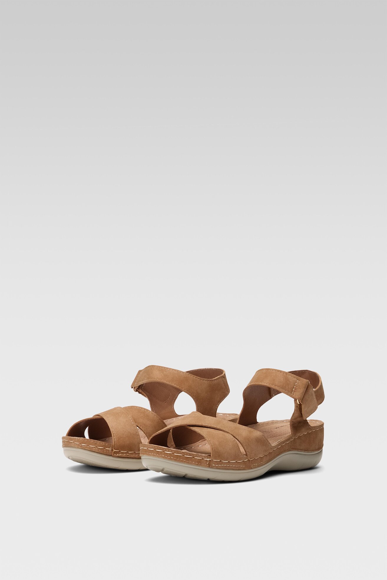 Sandały Clara Barson WSS20580-01 Camel