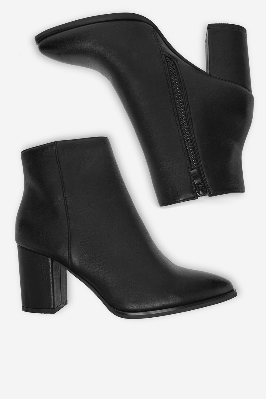 
                Боти DeeZee ЧЕРЕН - 5904410889499