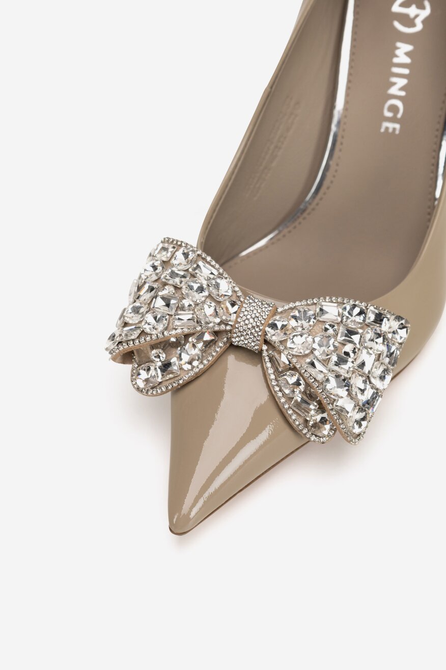 
                Körömcipő EVA MINGE BÉZS - 5903419832536