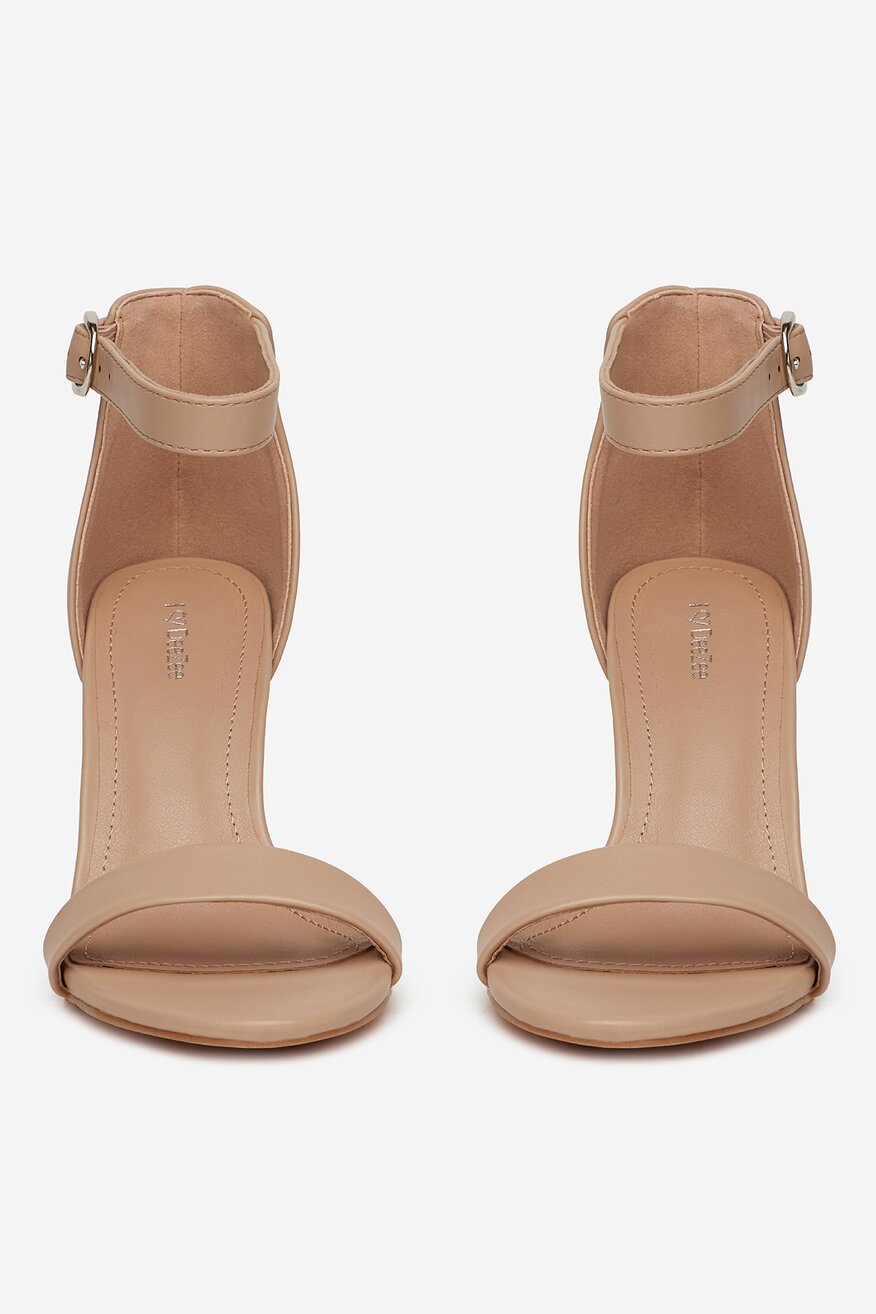 
                DeeZee - Sandały na słupku - 5906751139349