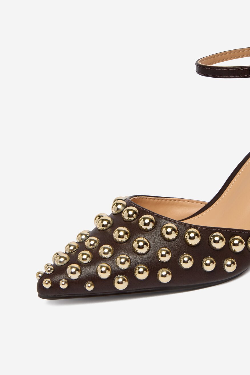 
                Елегантни обувки DeeZee КАФЯВ - 5906751707685