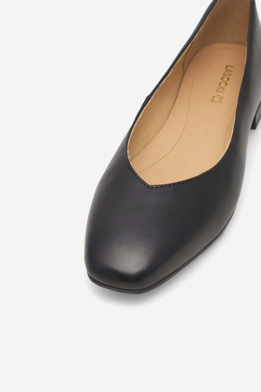 
                Lasocki - Skórzane baleriny - 5905588316862