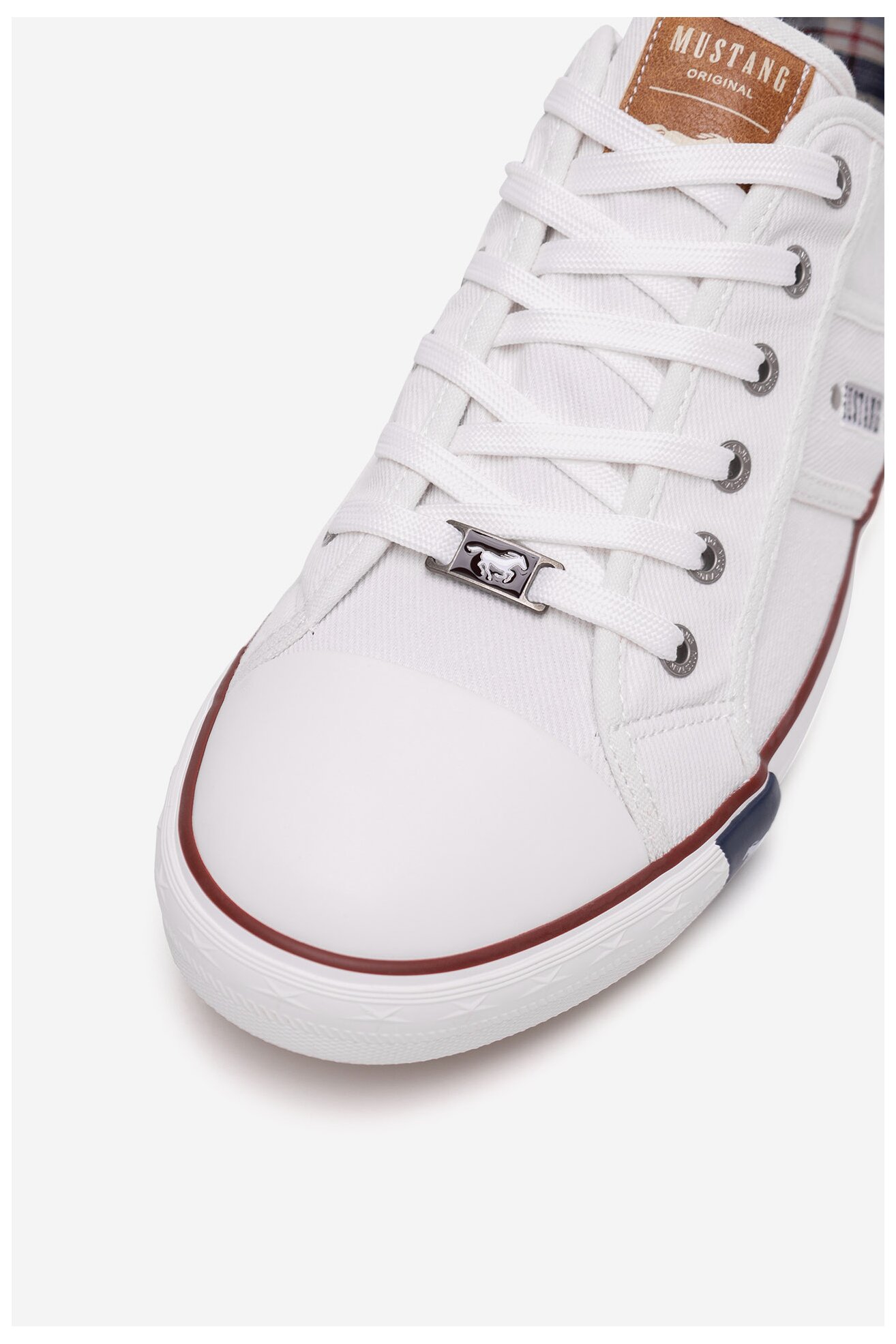 Кецове Mustang 4058-310 БЯЛ