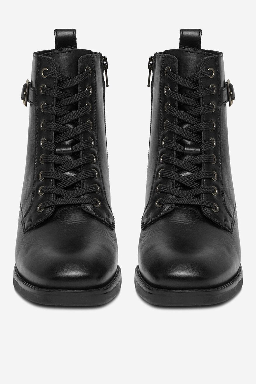 
                Черевики Lasocki ЧОРНИЙ - 5906751407103