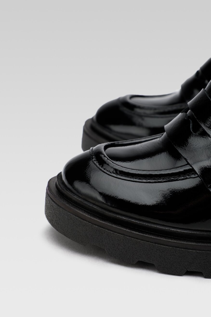 
                SIMPLE - Półbuty czarne - 2230029795511