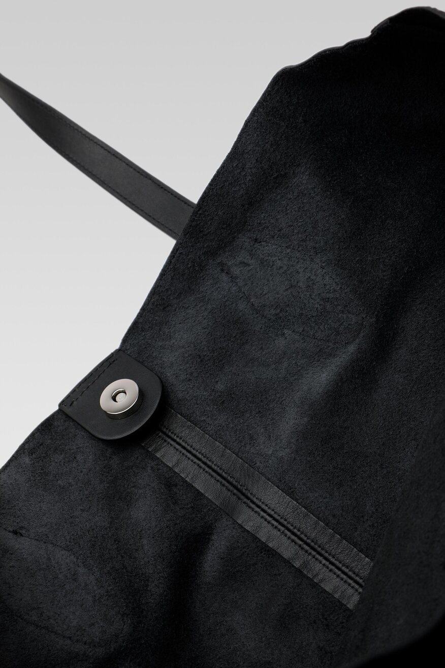 
                Kézitáska Gino Rossi FEKETE - 5904862145570