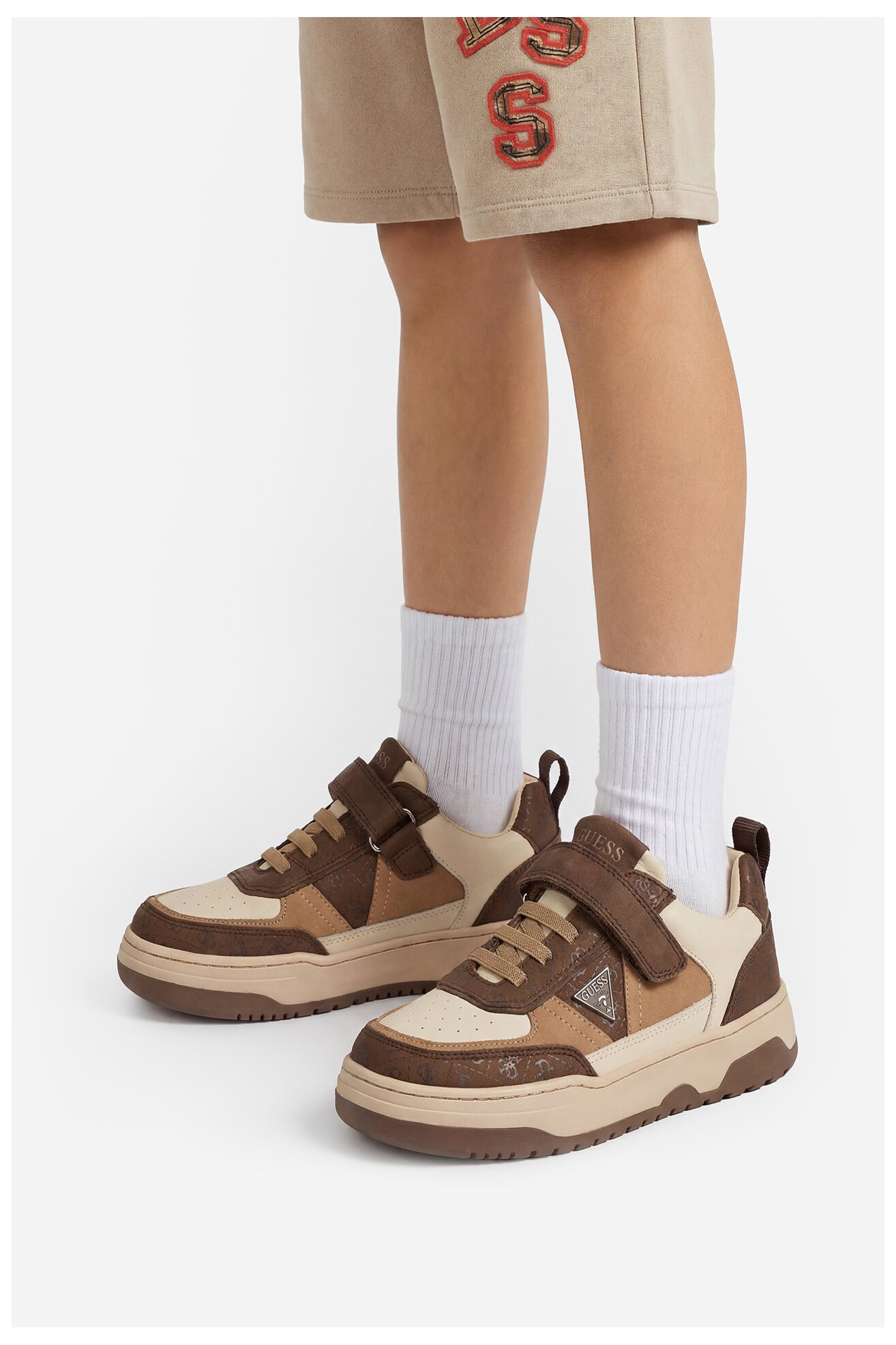 Sneakers GUESS EO-CI12-CAROL-04 Brązowy