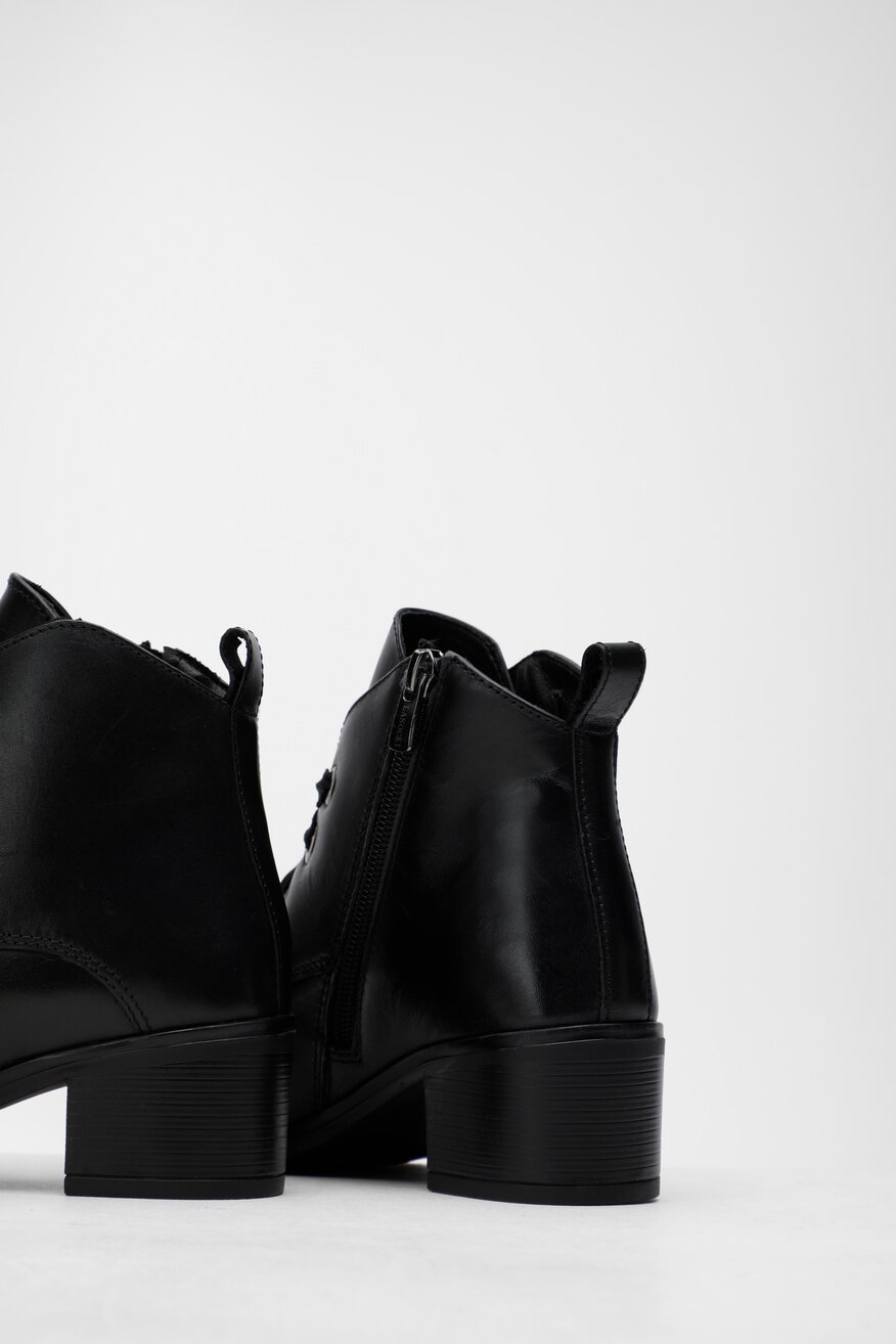 
                Lasocki - Trzewiki skórzane - 5904862279435