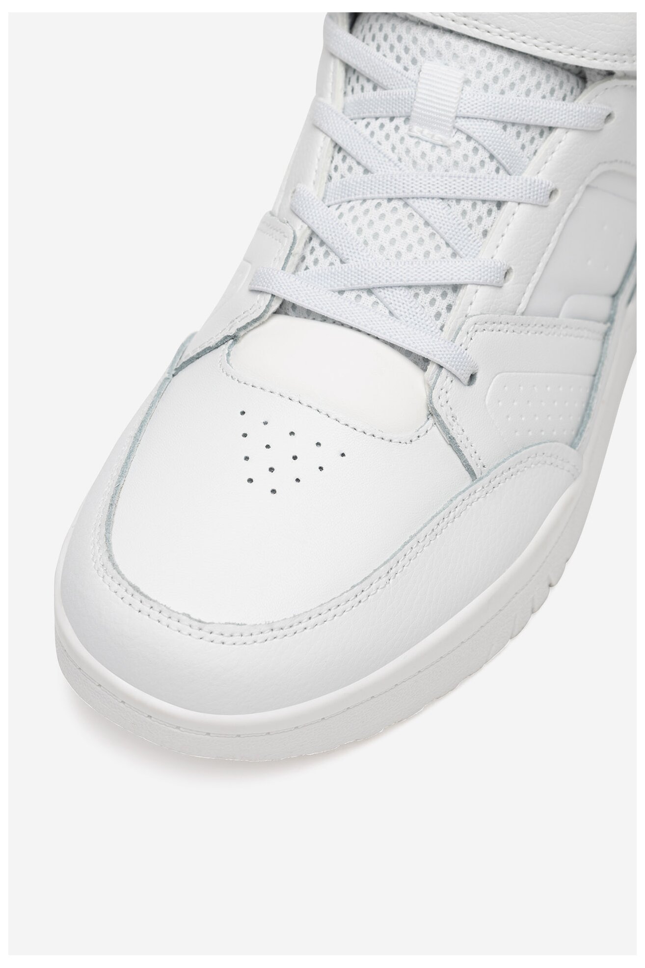 Obuwie sportowe SHAQ BREAKER MID AQ95013Y-W Biały