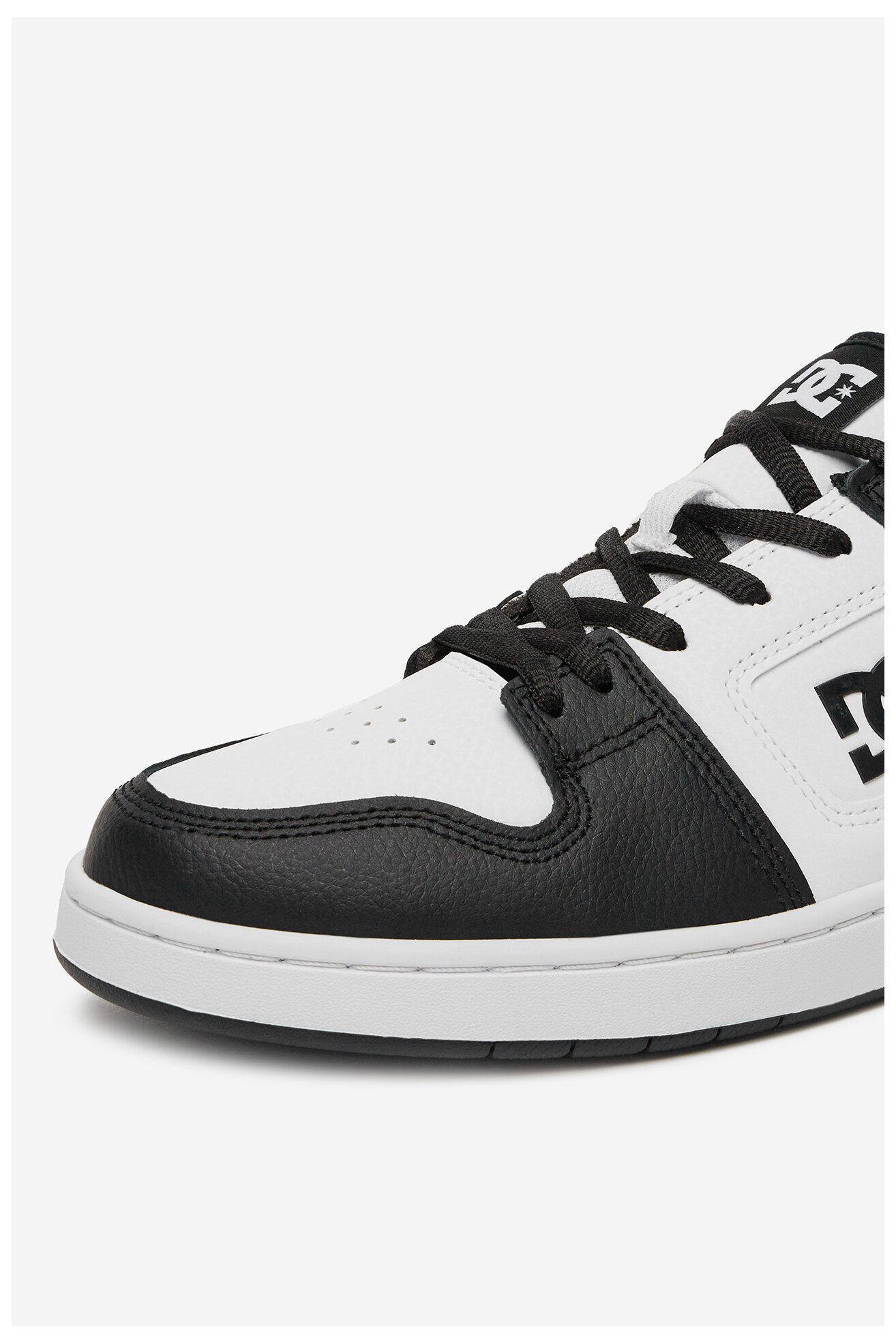 Спортни обувки DC Shoes MANTECA 4 DC01732115 ЧЕРЕН
