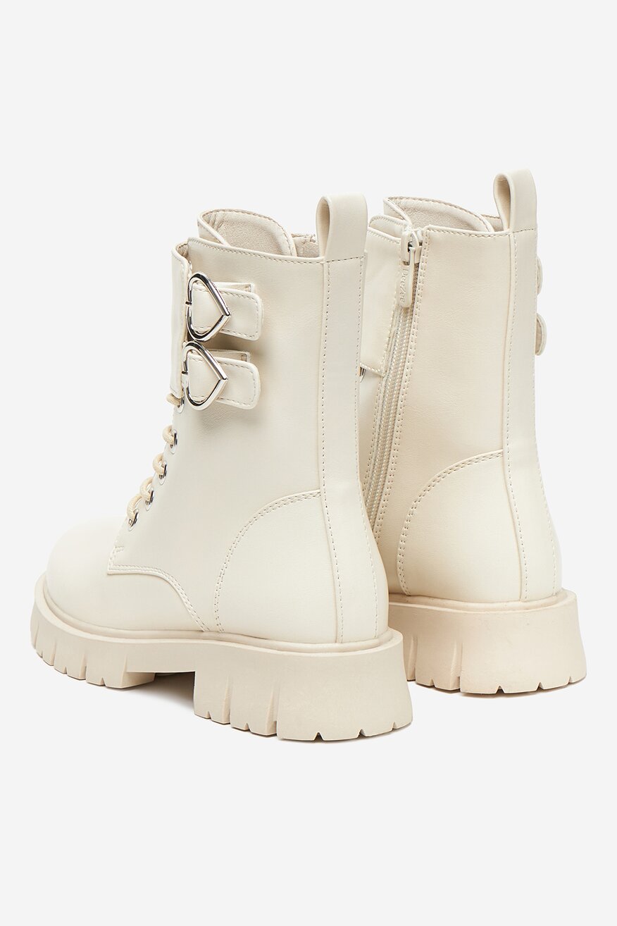 
                Черевики DeeZee БЕЖЕВИЙ - 5906751330715