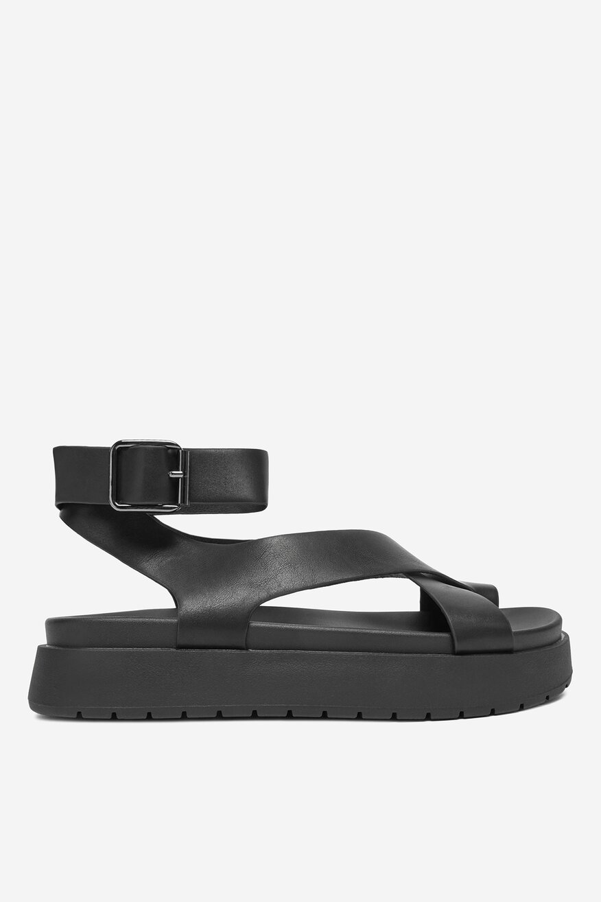 
                Szandál Jenny FEKETE - 5904862313351