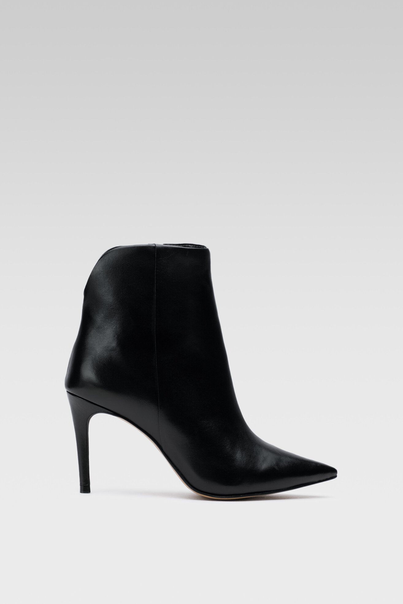 Botki SIMPLE SIMPLE-SL-04-02-000086 101 Czarny