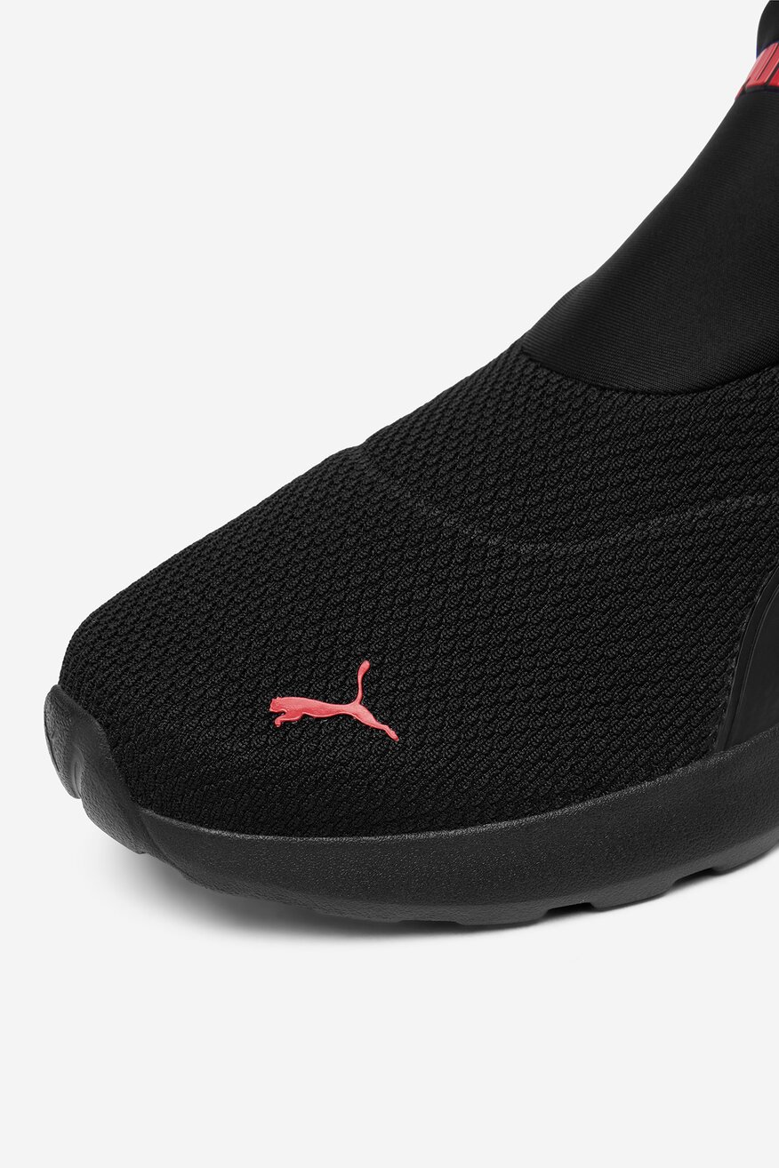 
                Sportcipő Puma FEKETE - 5906751315408