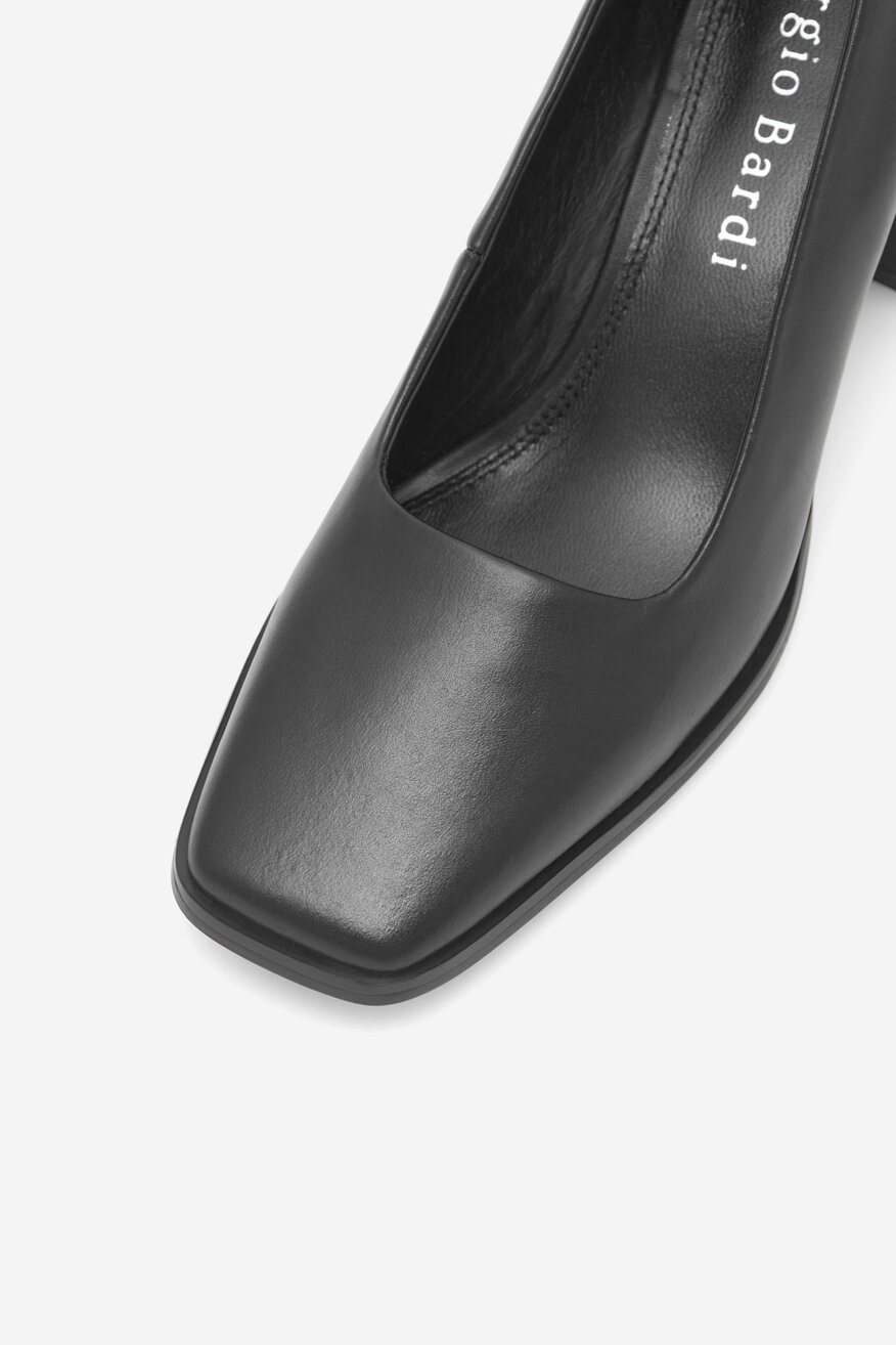 
                Туфлі-Човники Sergio Bardi ЧОРНИЙ - 5905588324904