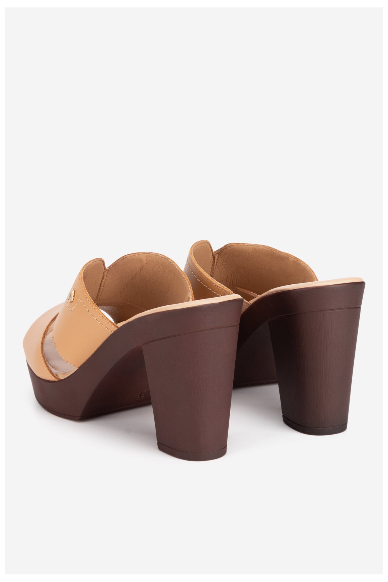 Flip-flop Lasocki EST-2025-14 CAMEL