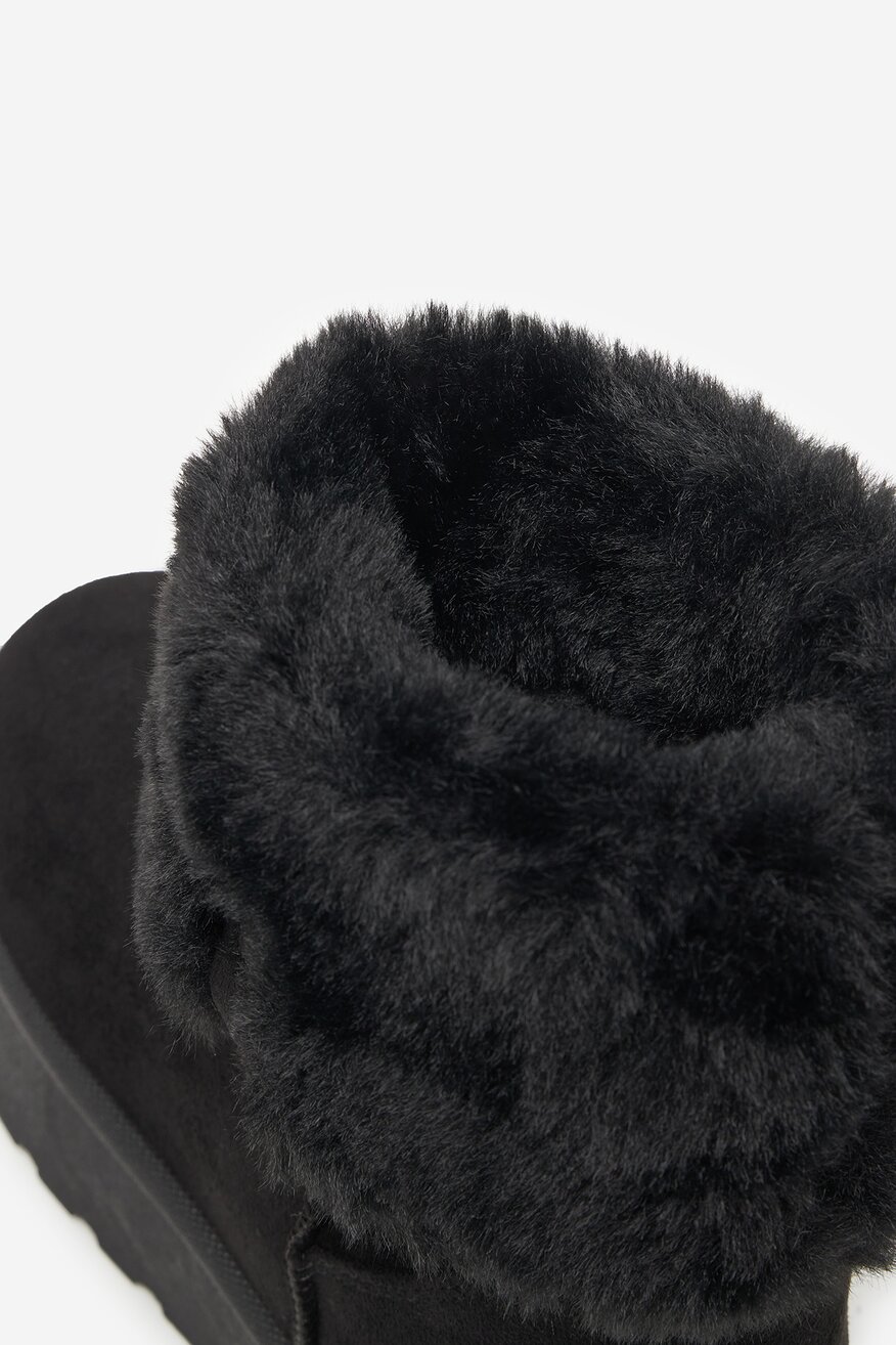 
                Ghete DeeZee NEGRU - 5906751339879