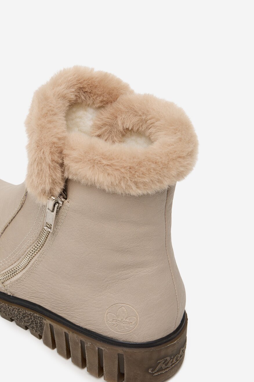 
                Kratke čizme Rieker BEŽ - 5906751254684