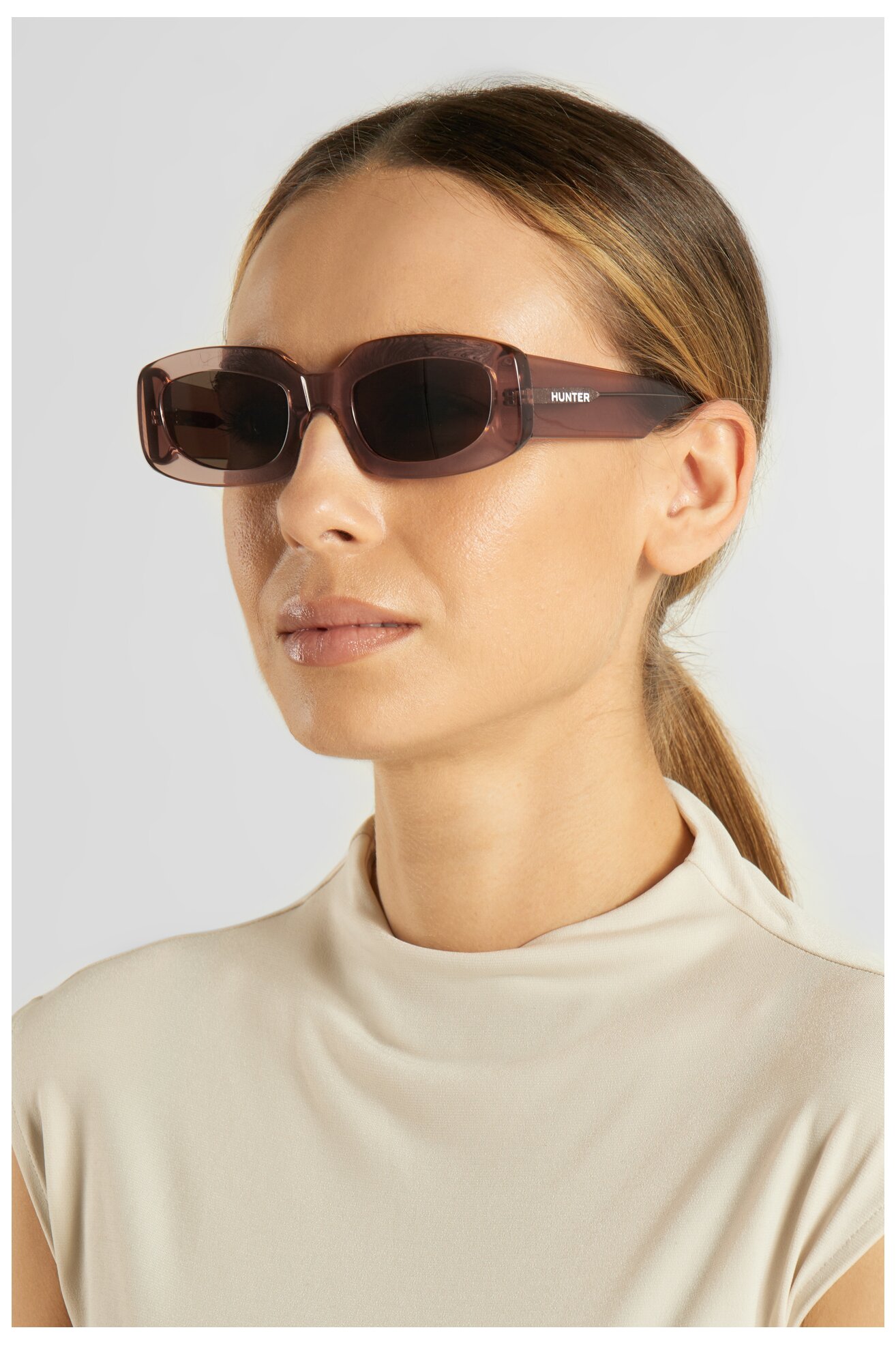 Унисекс очила HUNTER HT 6653S БЕЖОВ