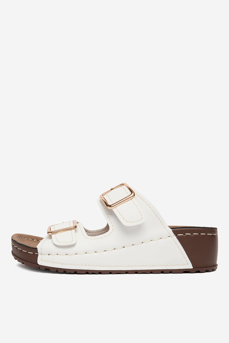 
                Шльопанець Go Soft БІЛИЙ - 5906751936283