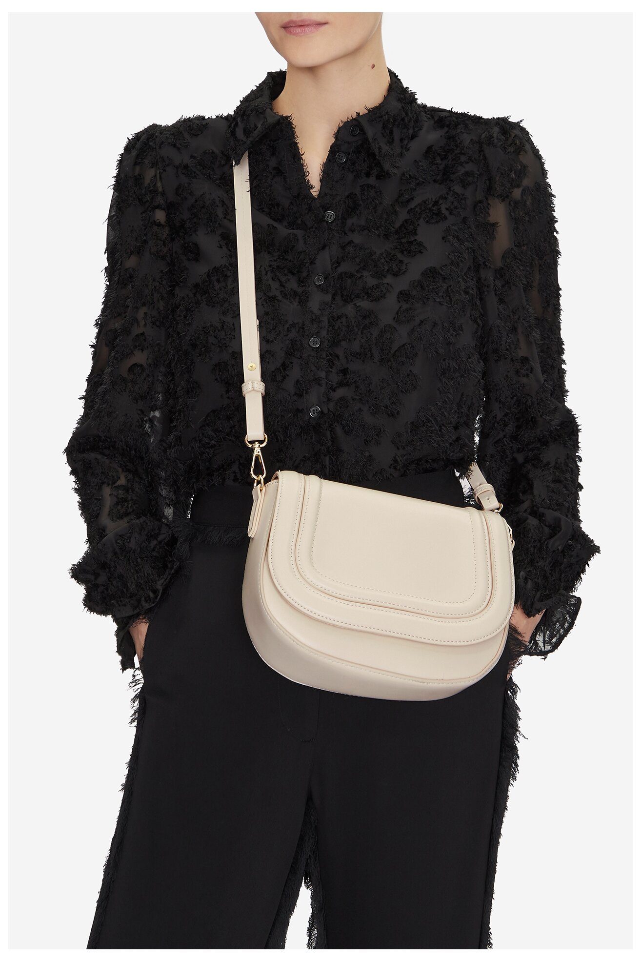 Kézitáska DeeZee DZE-S-007-07 CSONTSZÍNŰ