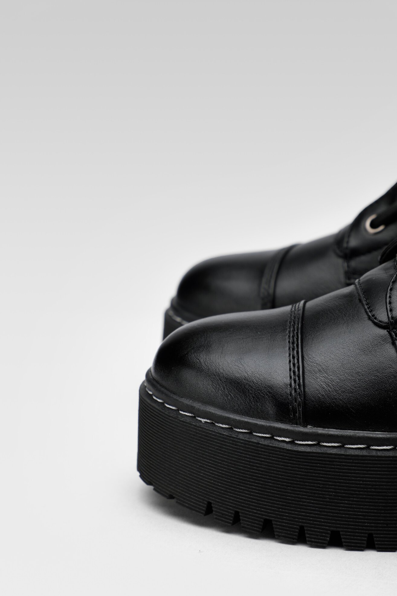 Боти DeeZee H291201-01 ЧЕРЕН