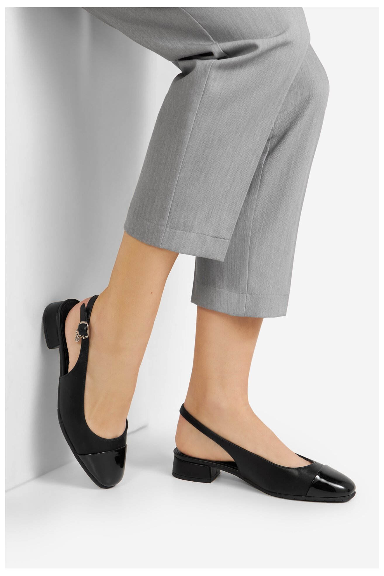 Pantofi cu toc Lasocki WYL4061-5Z NEGRU