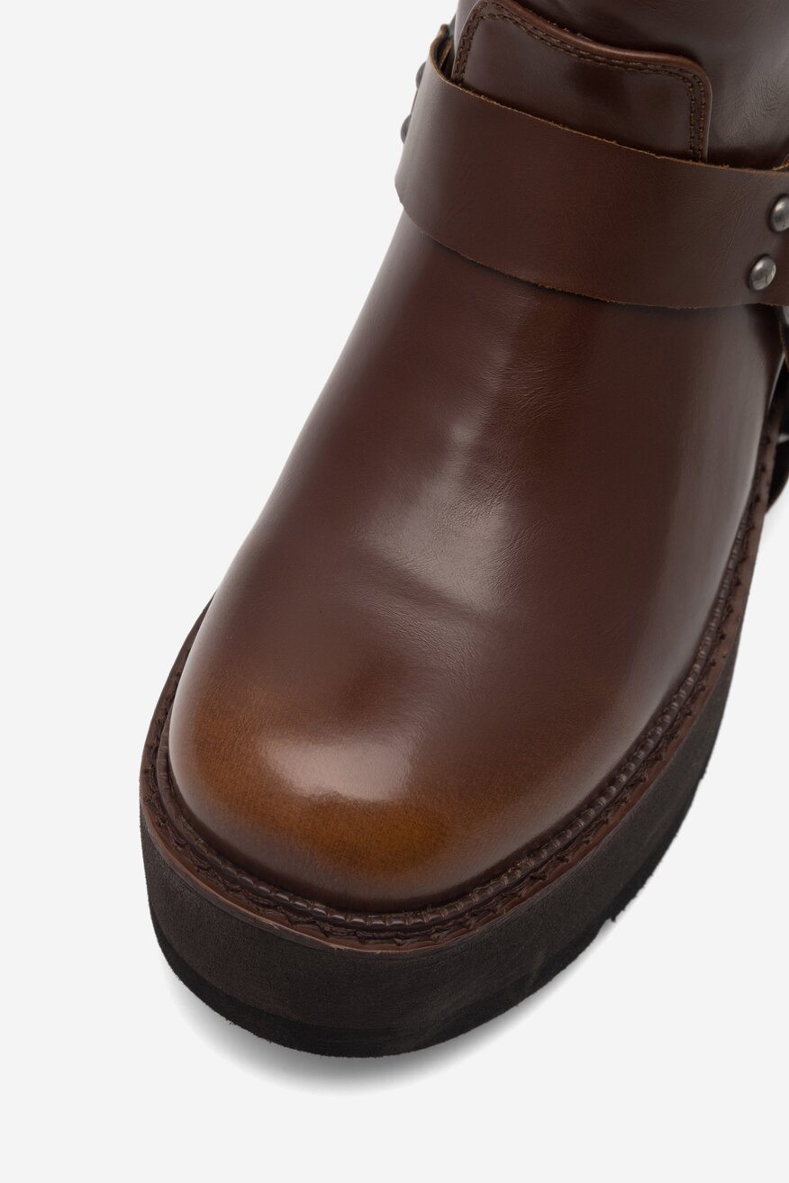 
                Bokacsizma Jenny Fairy BARNA - 5904862921761