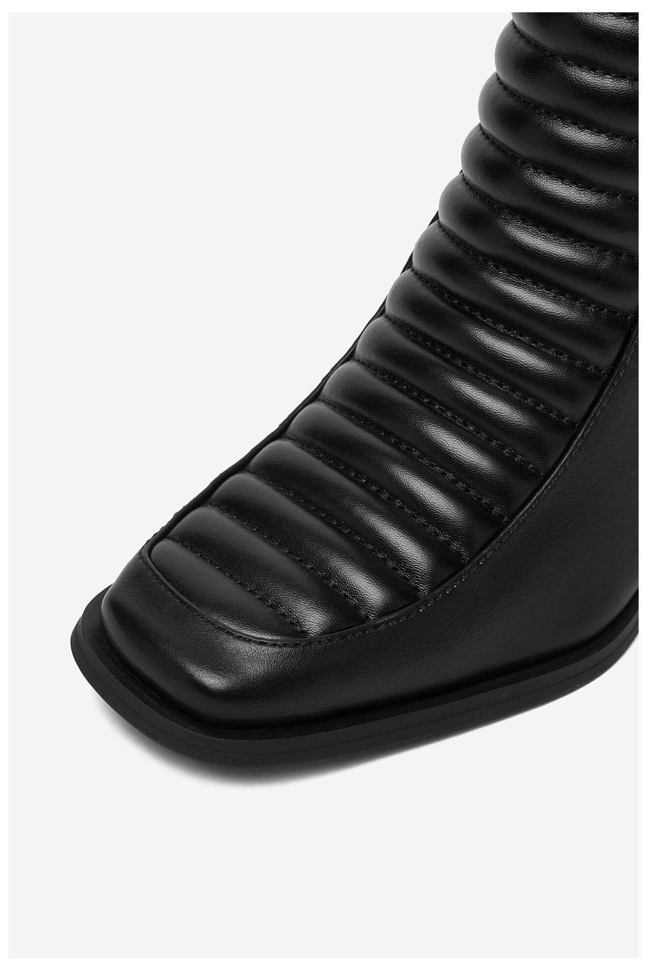 Bokacsizma DeeZee 7366 5-BLACK PU FEKETE