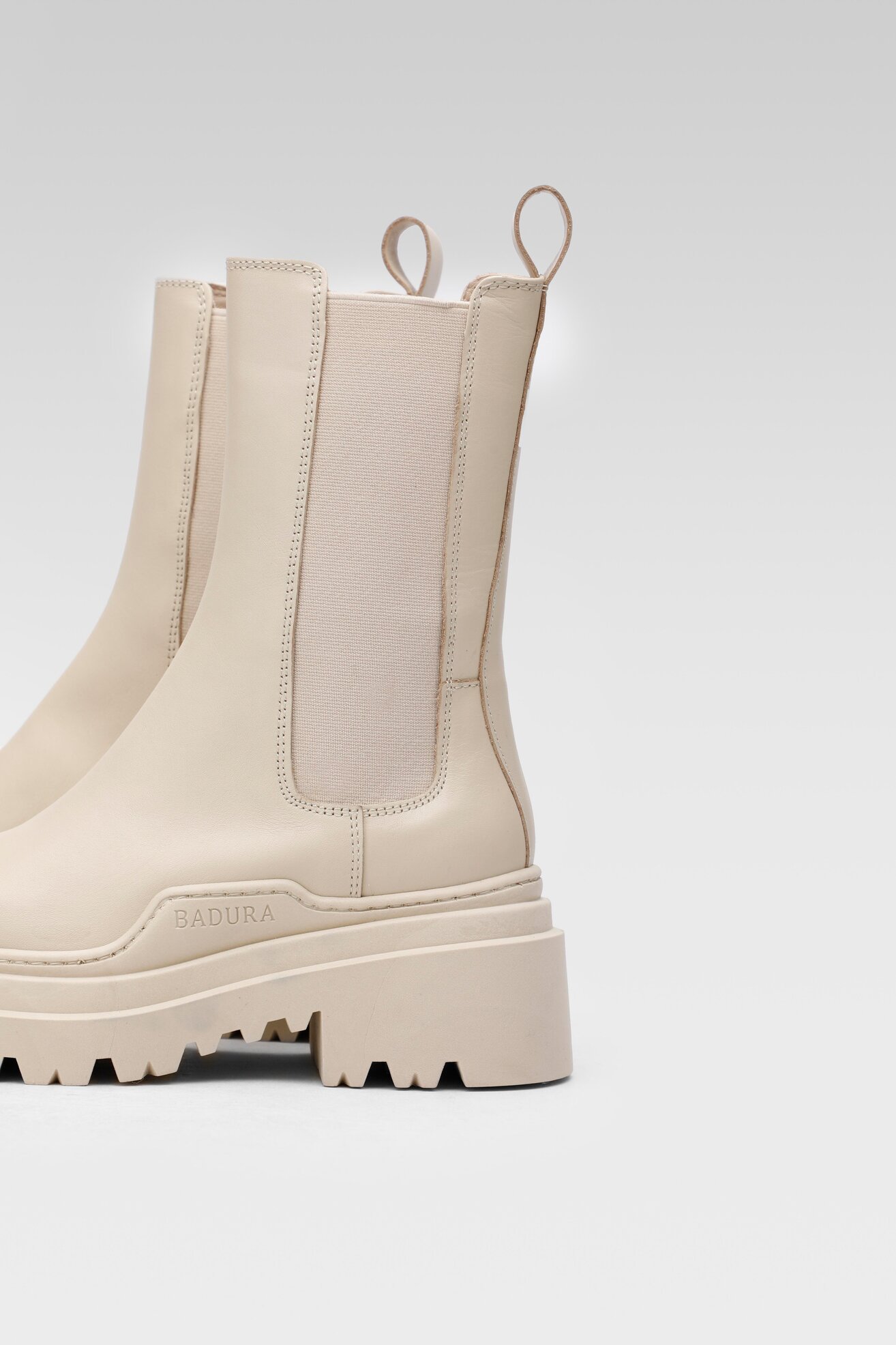 Bokacsizma Badura 2131 BÉZS