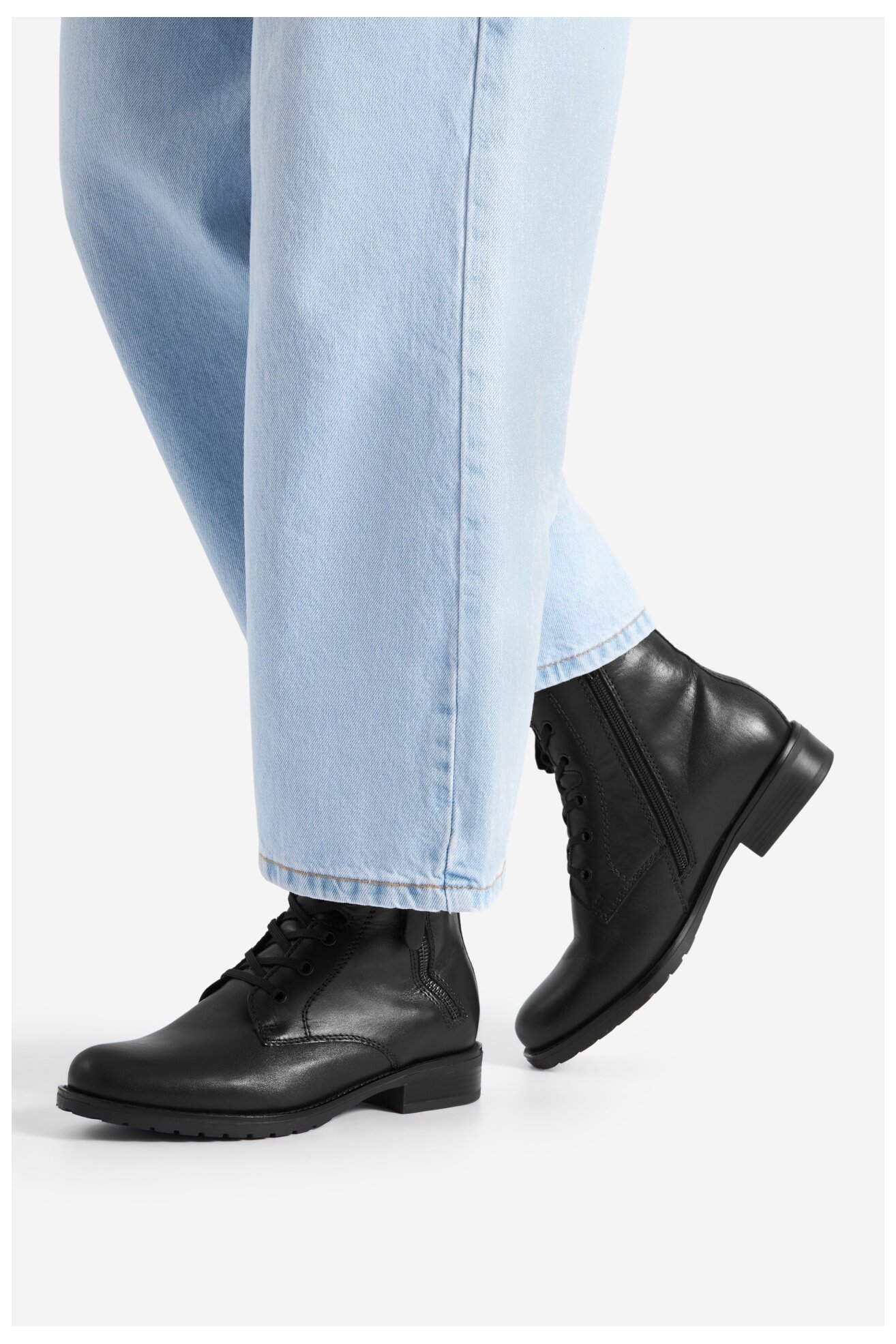 Duboke cipele Lasocki WI16-CORA-16 CRNA