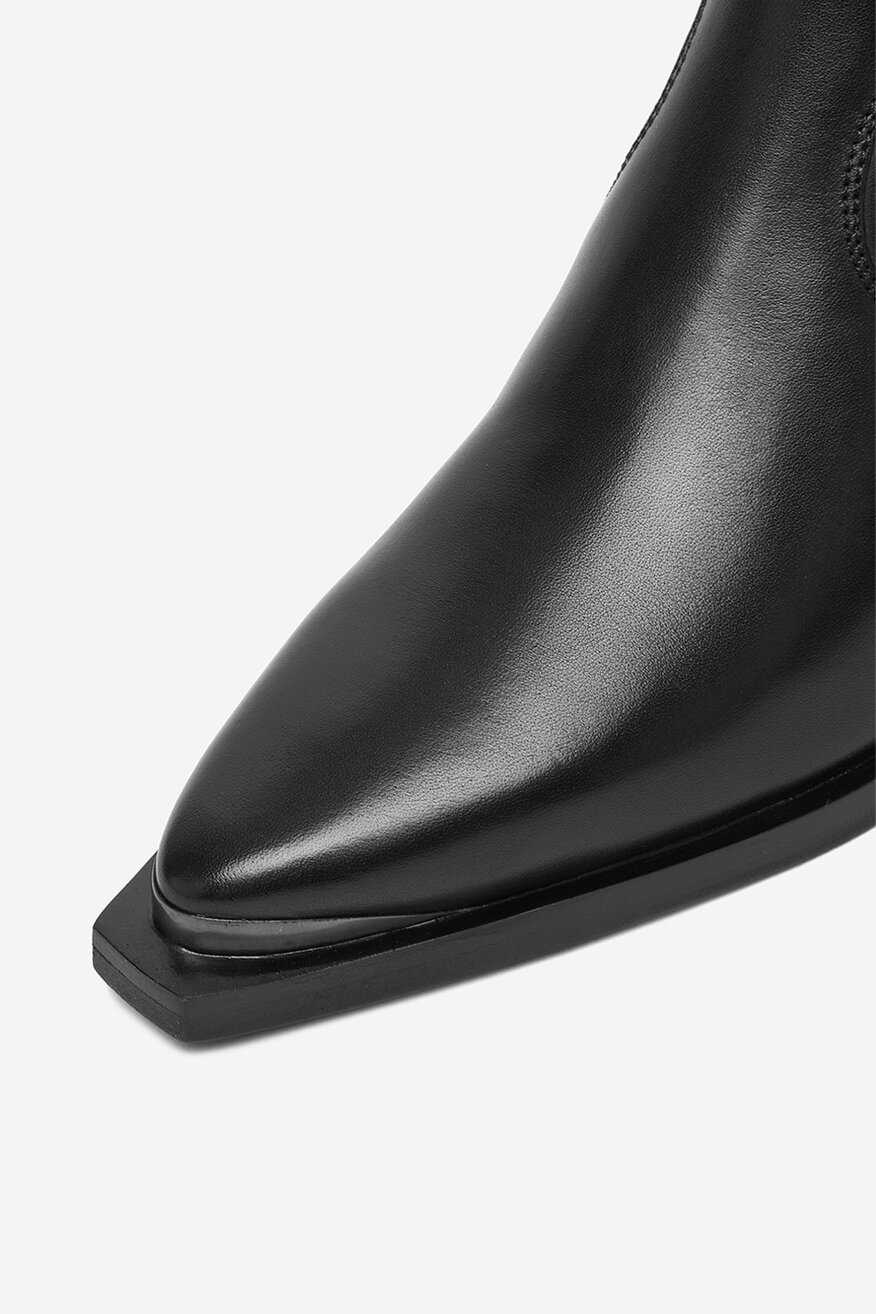 
                Kratke čizme Gino Rossi CRNA - 5906751299296