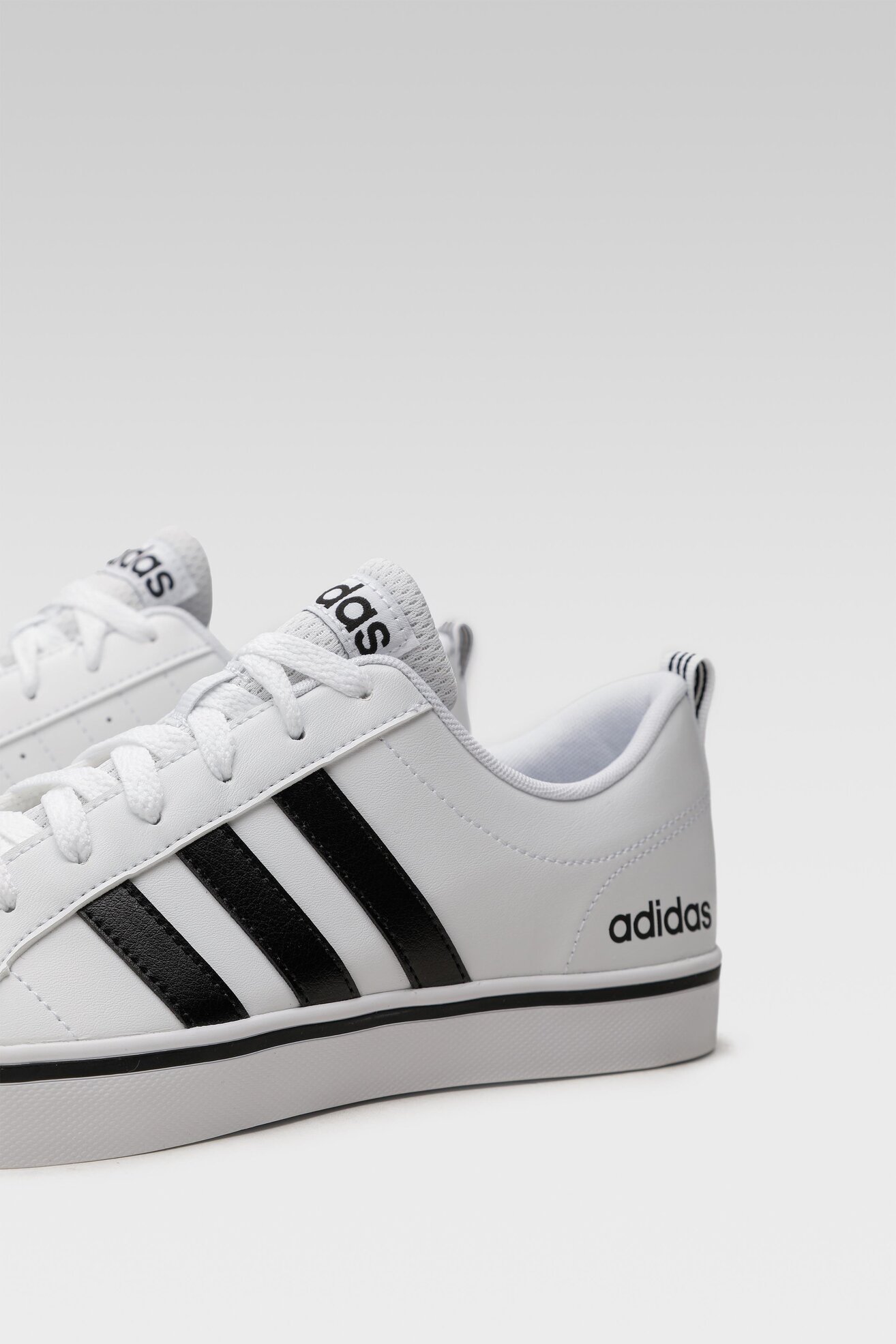 Sportska obuća adidas VS PACE FY8558 BELA
