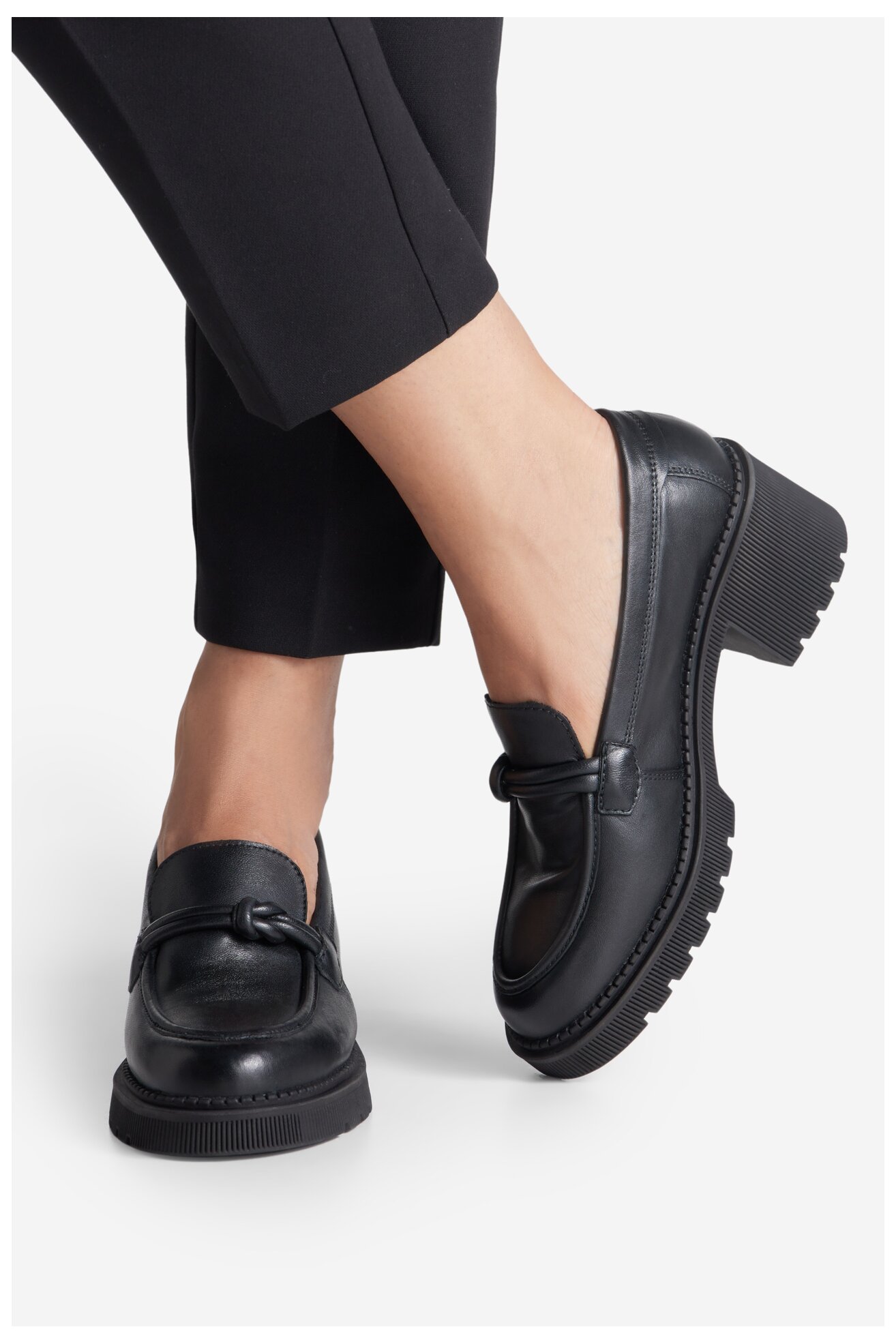 Mokaszin Lasocki WI32-SL-26303 FEKETE