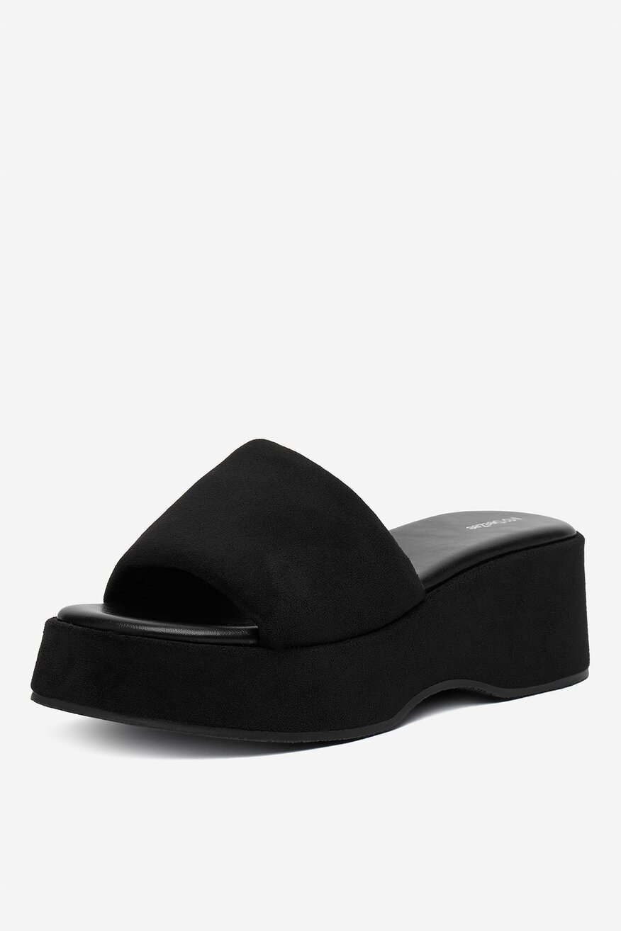 
                DeeZee - Klapki - 5906751839812