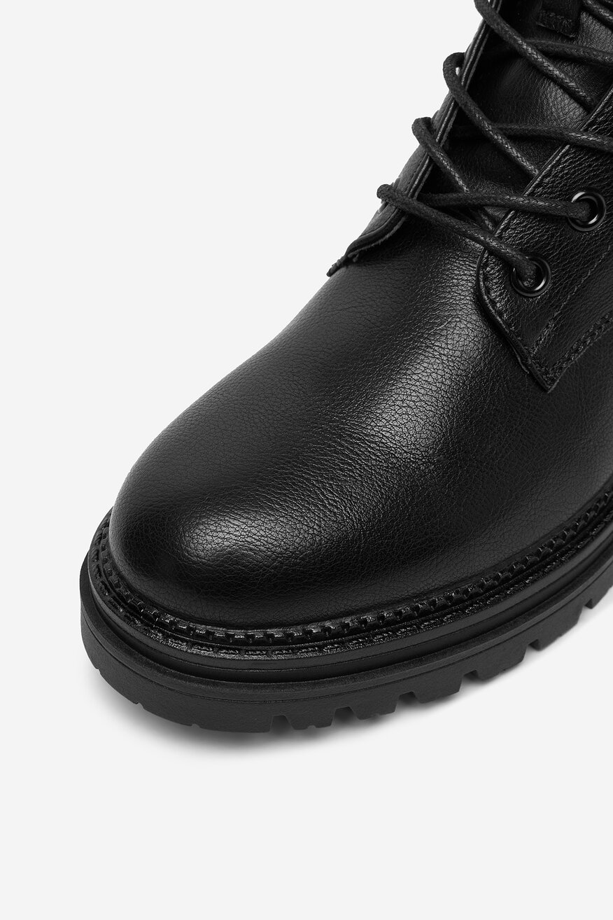 
                Боти Jenny ЧЕРЕН - 5906751382981