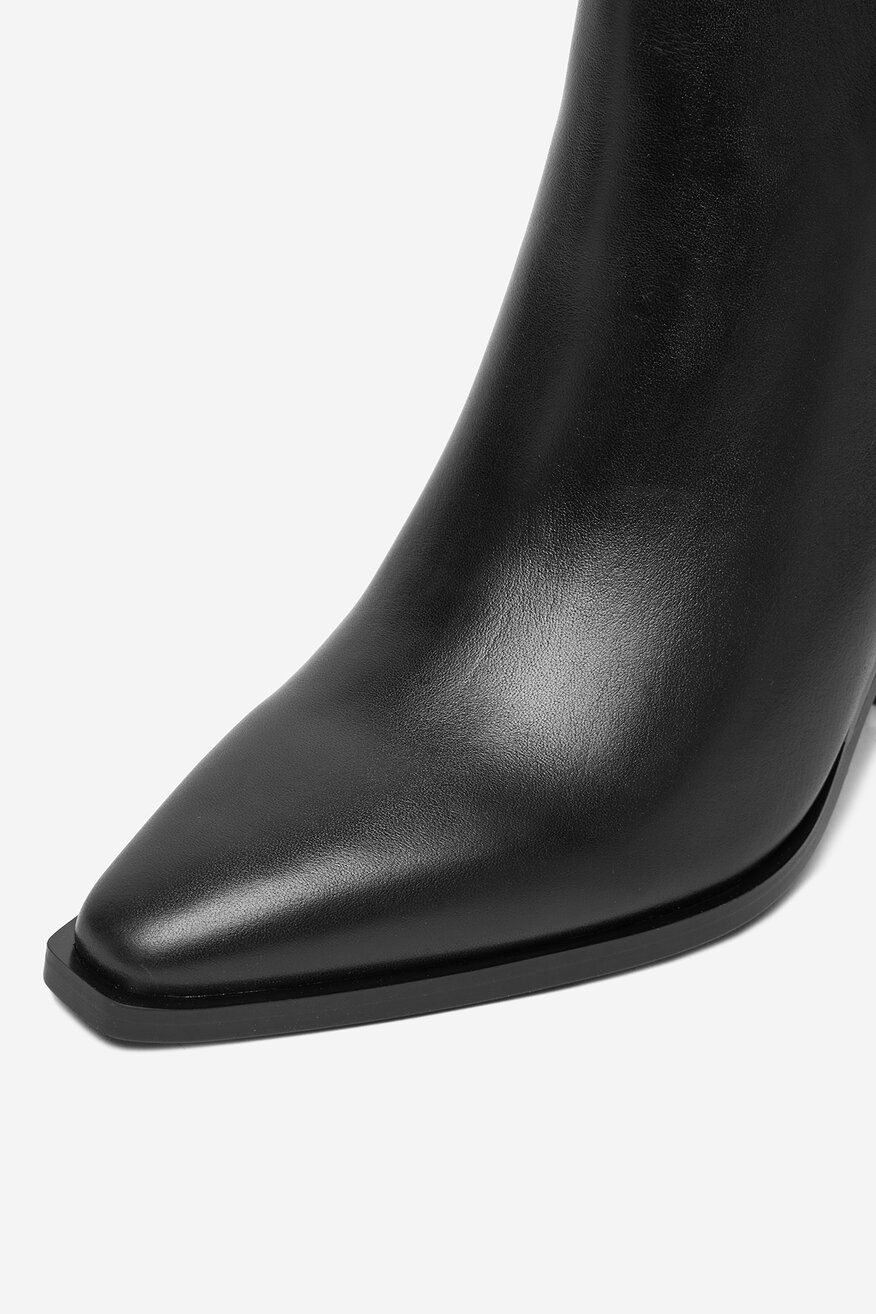 
                Боти G-STAR RAW ЧЕРЕН - 5906751390672