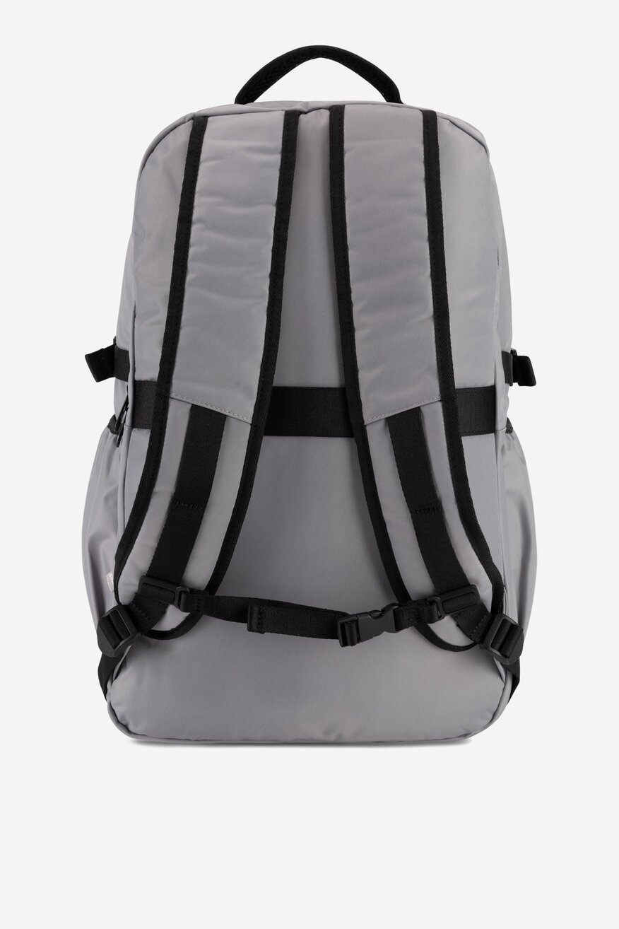 
                Раница SHAQ СИВ - 5905588964537