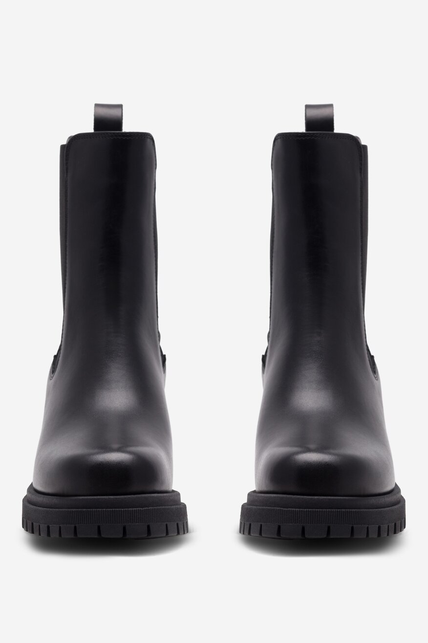 
                Badura - Botki skórzane na słupku - 5905588844563