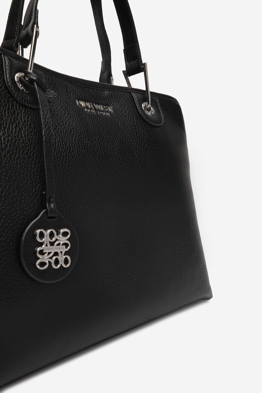 
                Дамска чанта NINE WEST ЧЕРЕН - 5906751542705