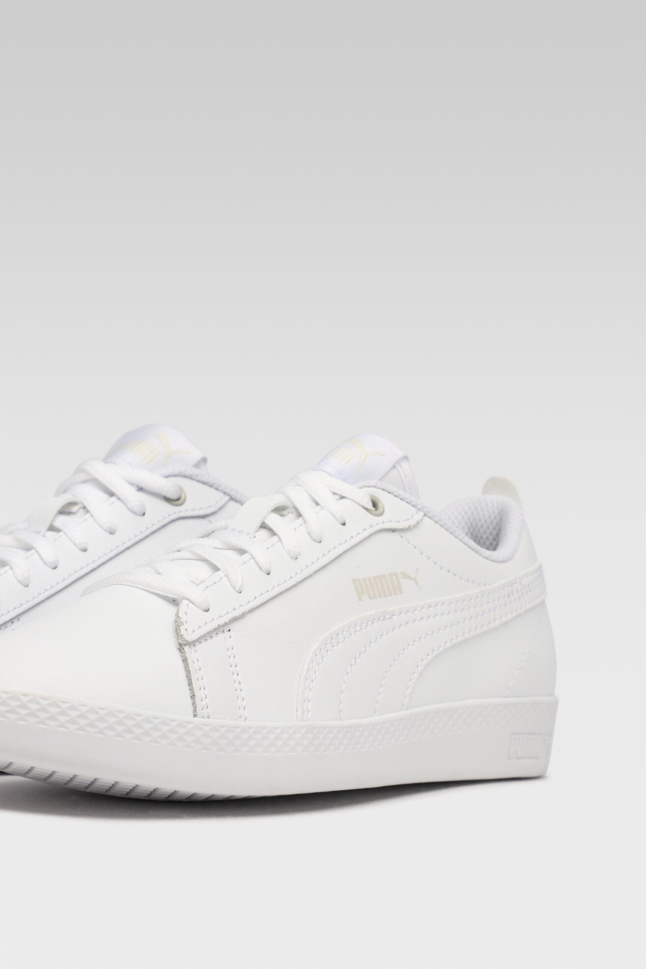 Obuwie sportowe Puma SMASH WNS V2 L 36520804 Biały